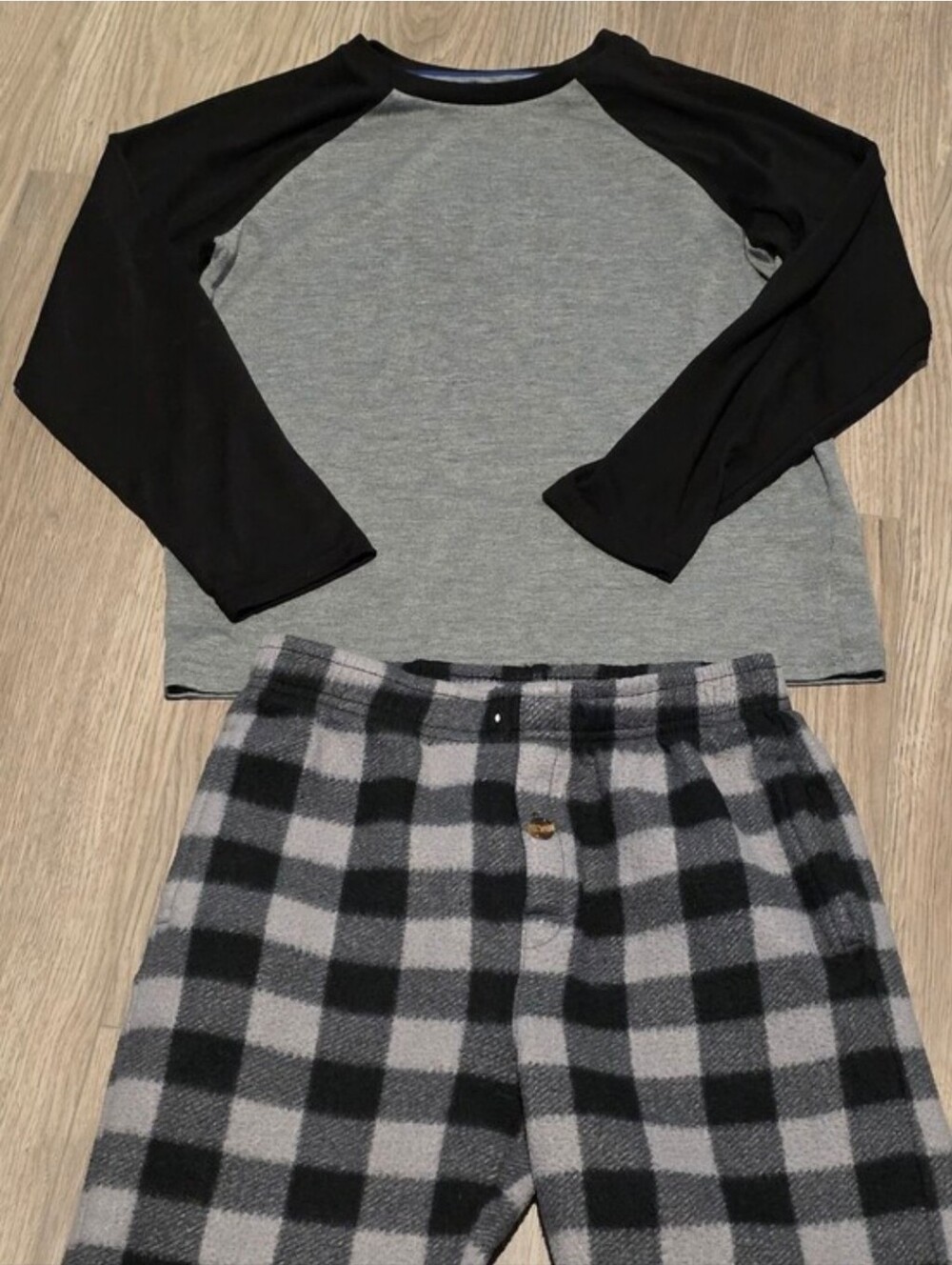 Pjs - Picture 2 of 2